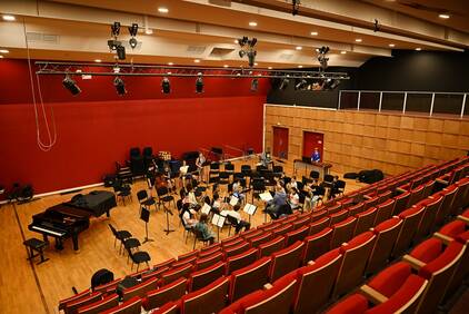 Conservatoire de musique de Courbevoie Conservatoire de musique de Courbevoie salle de concert