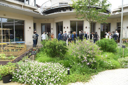 Visite du jury au jardin de l'Ecollectif