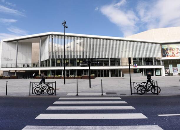 Photo d'architecture contemporaine à Courbevoie