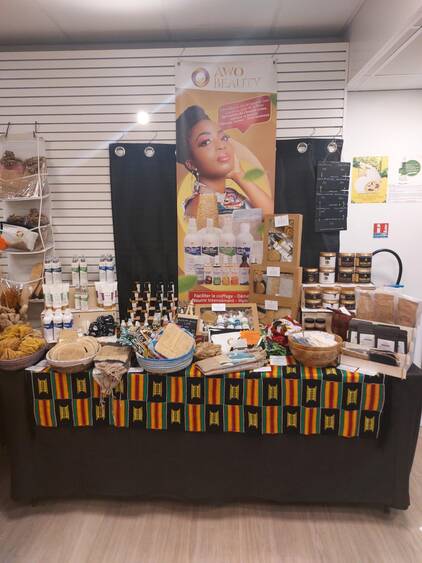 Photo des articles en vente dans la boutique éphémère "Les Instants Charras&Co"