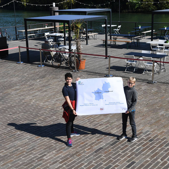 Distance : 570 km Nombre d'heures en voiture : 6h