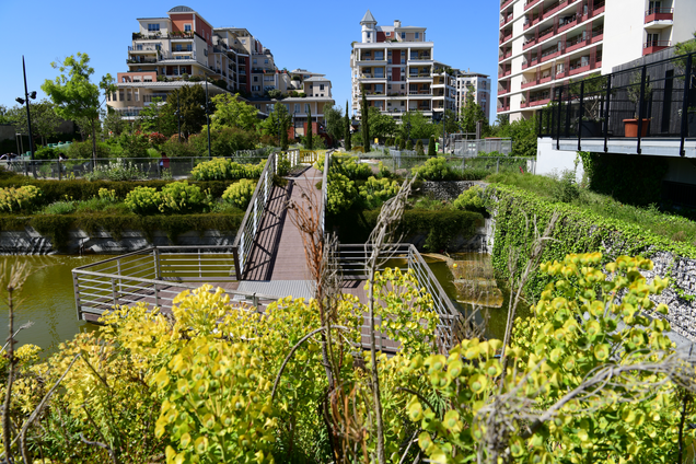Chasse aux œufs à Courbevoie - parc Nelson Mandela