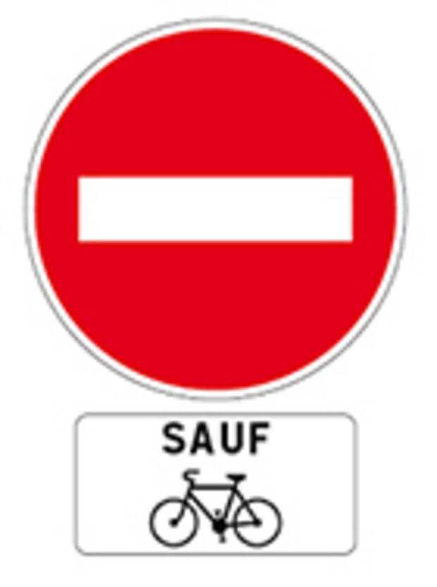 Panneau sens interdit sauf vélo